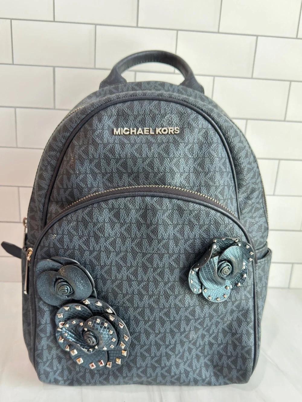 MICHAEL KORS CLASSIC SIGNATURE LOGO COATED CANVAS BACKPACK FLORAL APPLIQUÉS BLUE